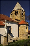  Významný románský kostel sv. Petra a Pavla v obci Řeznovice