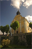  Pohled na poutní kostel Panny Marie Karmelitské v obci Kostelní Vydří