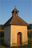  Kaplička u obce Klementice